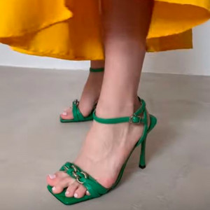 Босоножки 8018