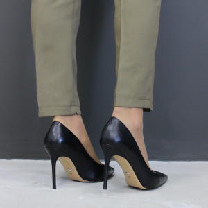 Туфли на шпильке 8324