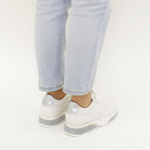 Кроссовки 8850