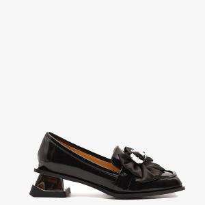 Туфли на каблуке 8858