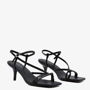 Босоножки 10570 Босоножки 10570