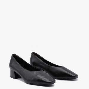 Туфли на каблуке 10748